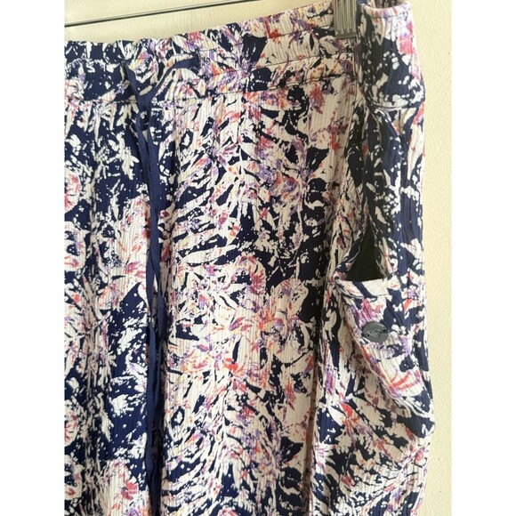 Roxy Woman's electric mile pants printed Tropical Beachy Pull On Large NWT - Picture 3 of 5